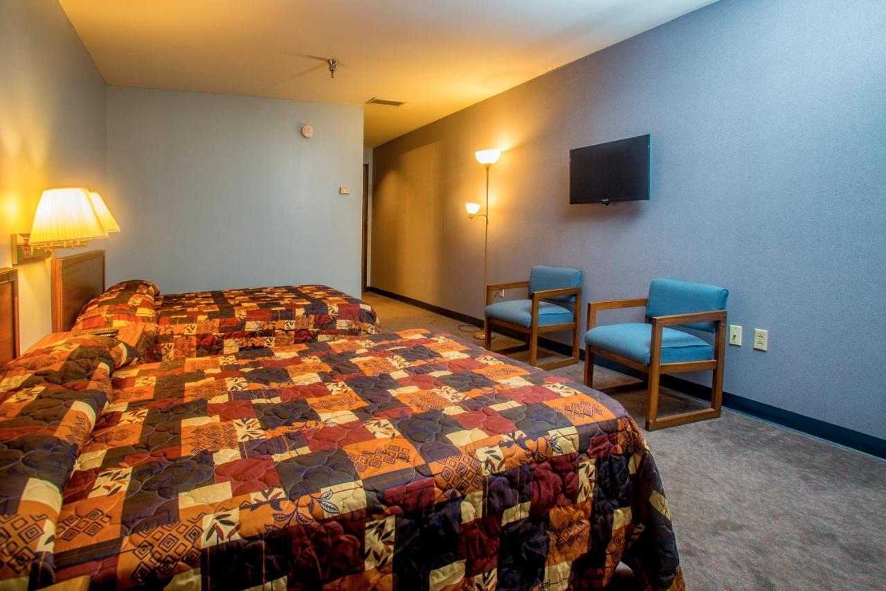 Lafayette Inn Moundsville Buitenkant foto