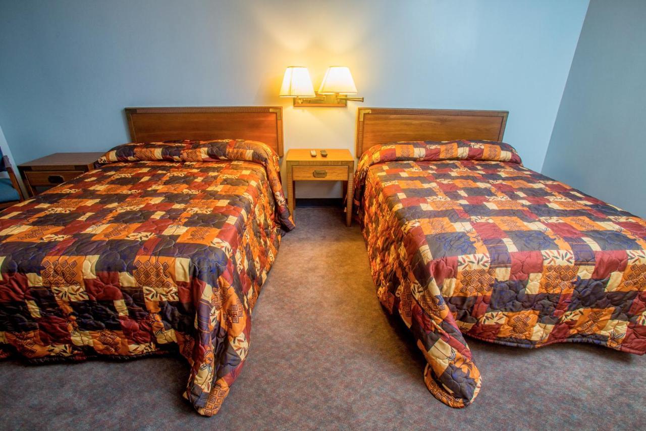 Lafayette Inn Moundsville Buitenkant foto