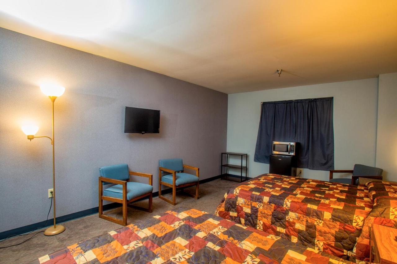 Lafayette Inn Moundsville Buitenkant foto