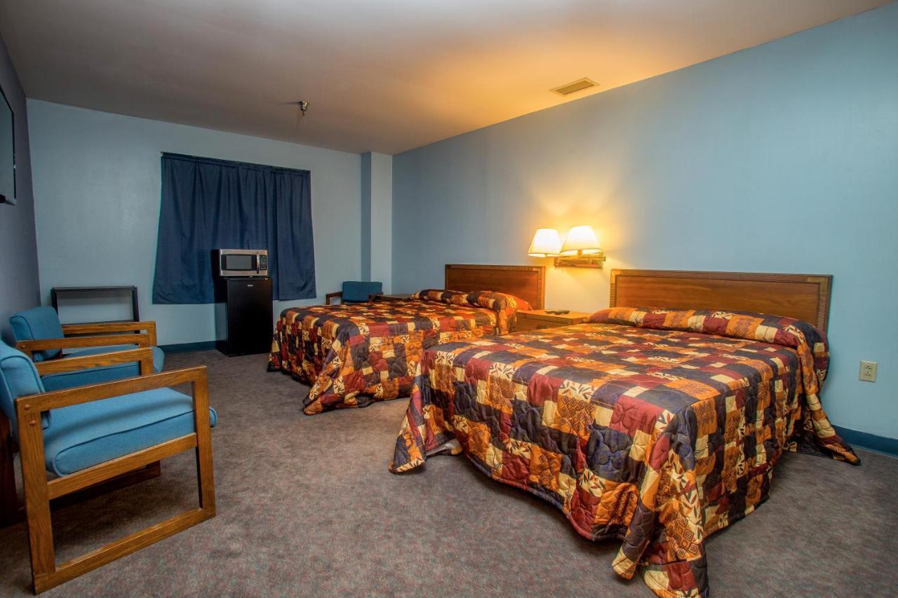 Lafayette Inn Moundsville Buitenkant foto