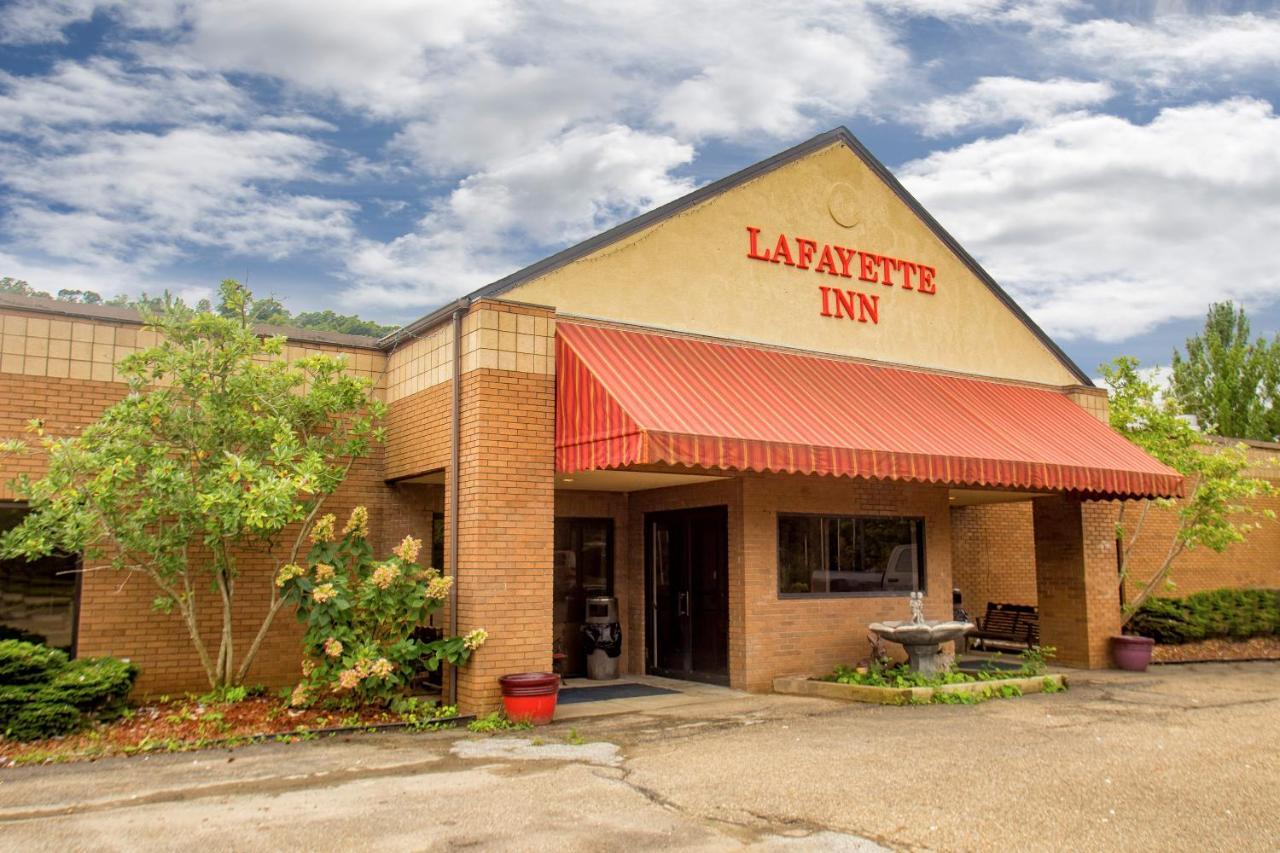 Lafayette Inn Moundsville Buitenkant foto